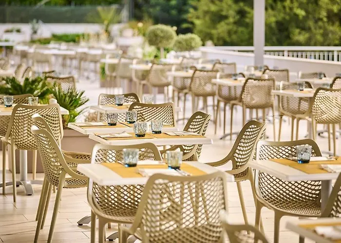 Aminess Vival Port9 Resort 4*
