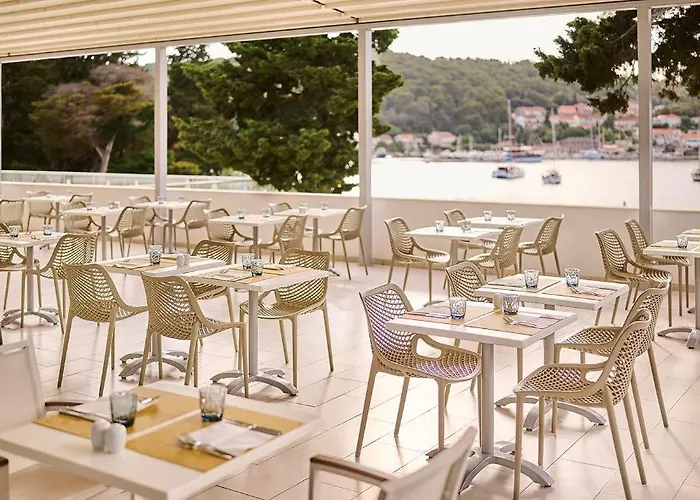 Aminess Vival Port9 Resort 4*