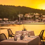 Aminess Vival Port9 Resort 4*