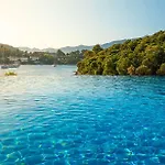Aminess Vival Port9 Resort Hotel 4*