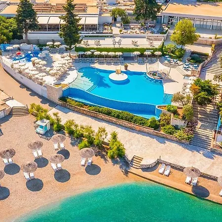 فندق Aminess Vival Port9 كورتْشولا