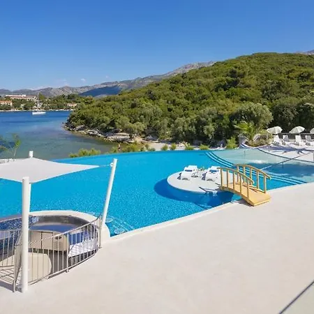 Port 9 Island Family Hotel Korčula
