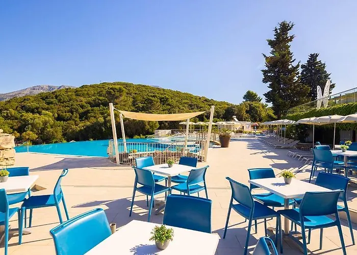 Aminess Vival Port9 Resort Hotell 4*